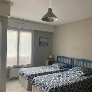  Appartement 7 Boulevard Des Côtes France