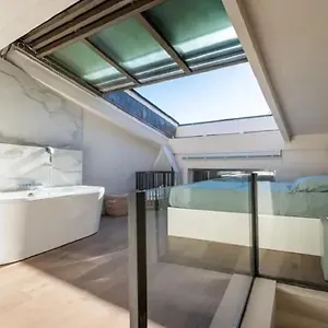 100m2 Dernier Etage - Atypique Appartement
