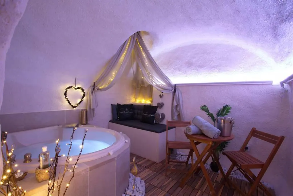 Apartamento Les Secrets d'Alcôve, nuitées Romantiques avec SPA Aix-en-Provence