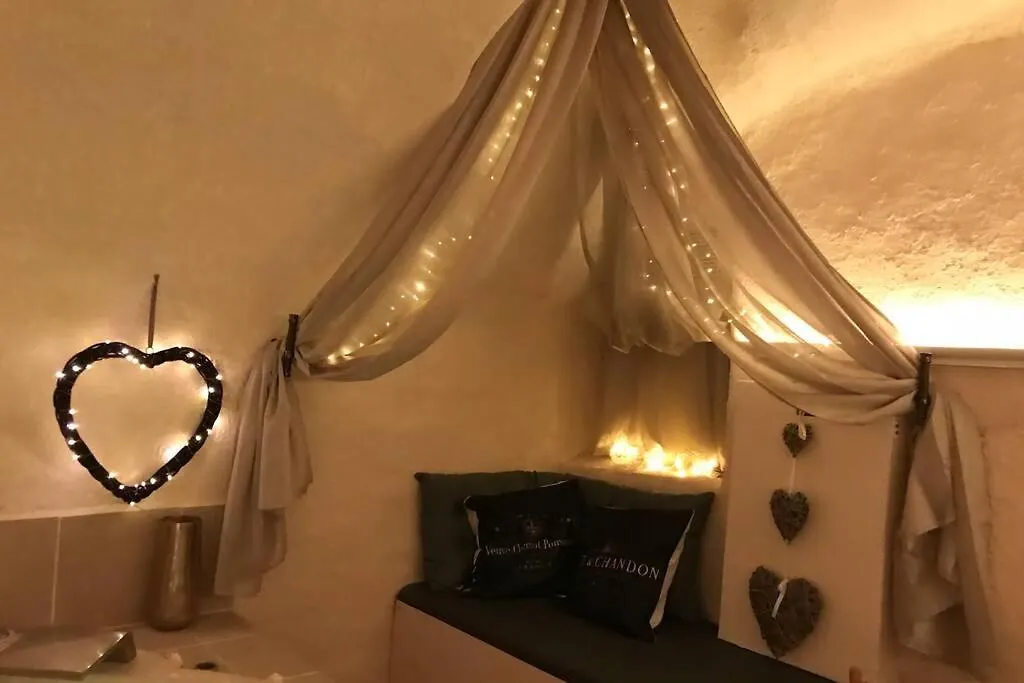 Les Secrets d'Alcôve, nuitées Romantiques avec SPA Aix-en-Provence 0*,